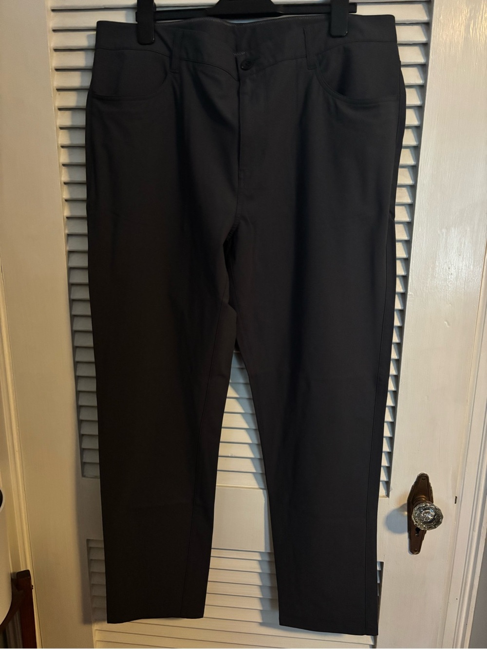 Vuori Meta 5-Pocket Charcoal Casual Chinos
